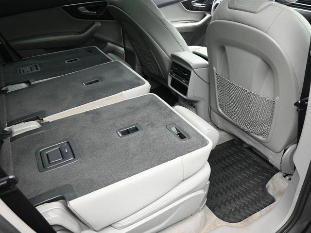 Used 2021 Audi Q7 3.0T Premium Plus w/ Executive Package AWD/4WD image 27