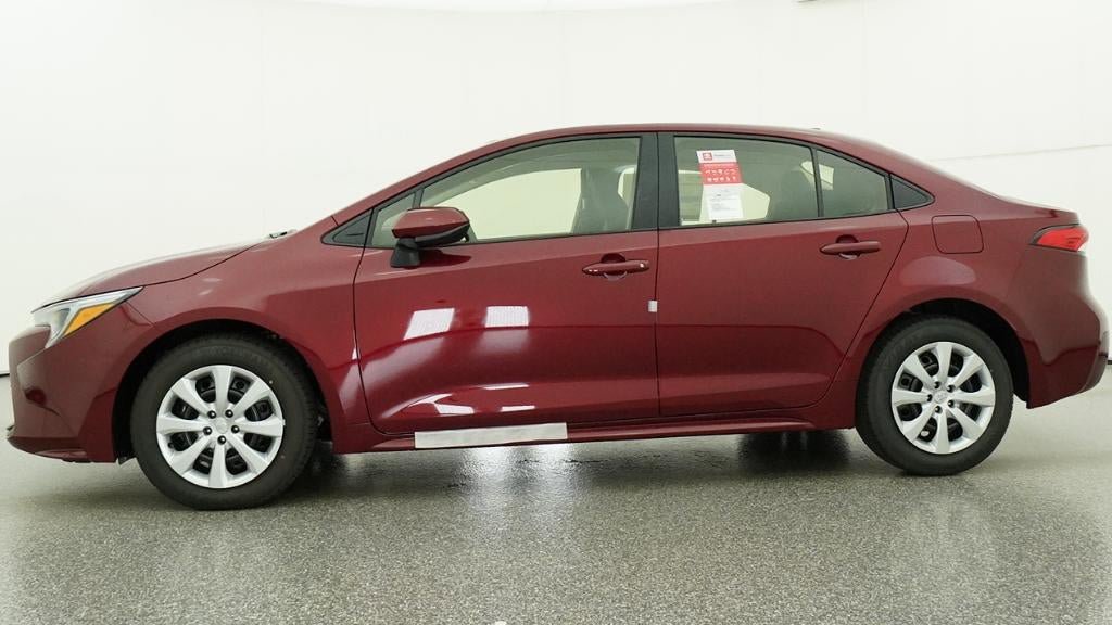 New 2026 Toyota Corolla LE FWD image 19