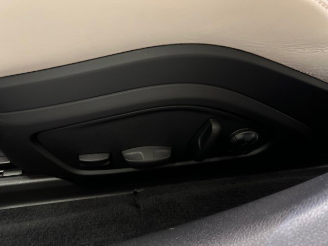 Used 2024 Porsche Panamera 4 image 33