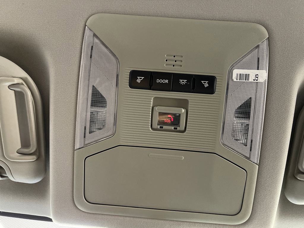 Certified 2021 Toyota RAV4 XLE FWD image 29