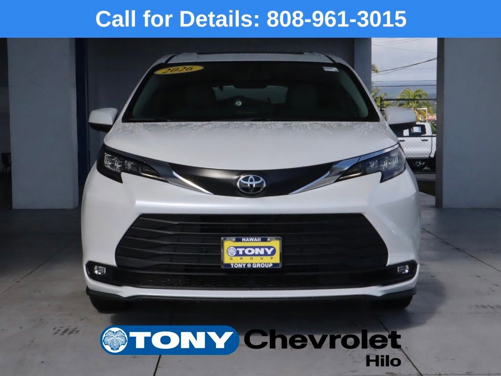 Used 2026 Toyota Sienna XLE image 8