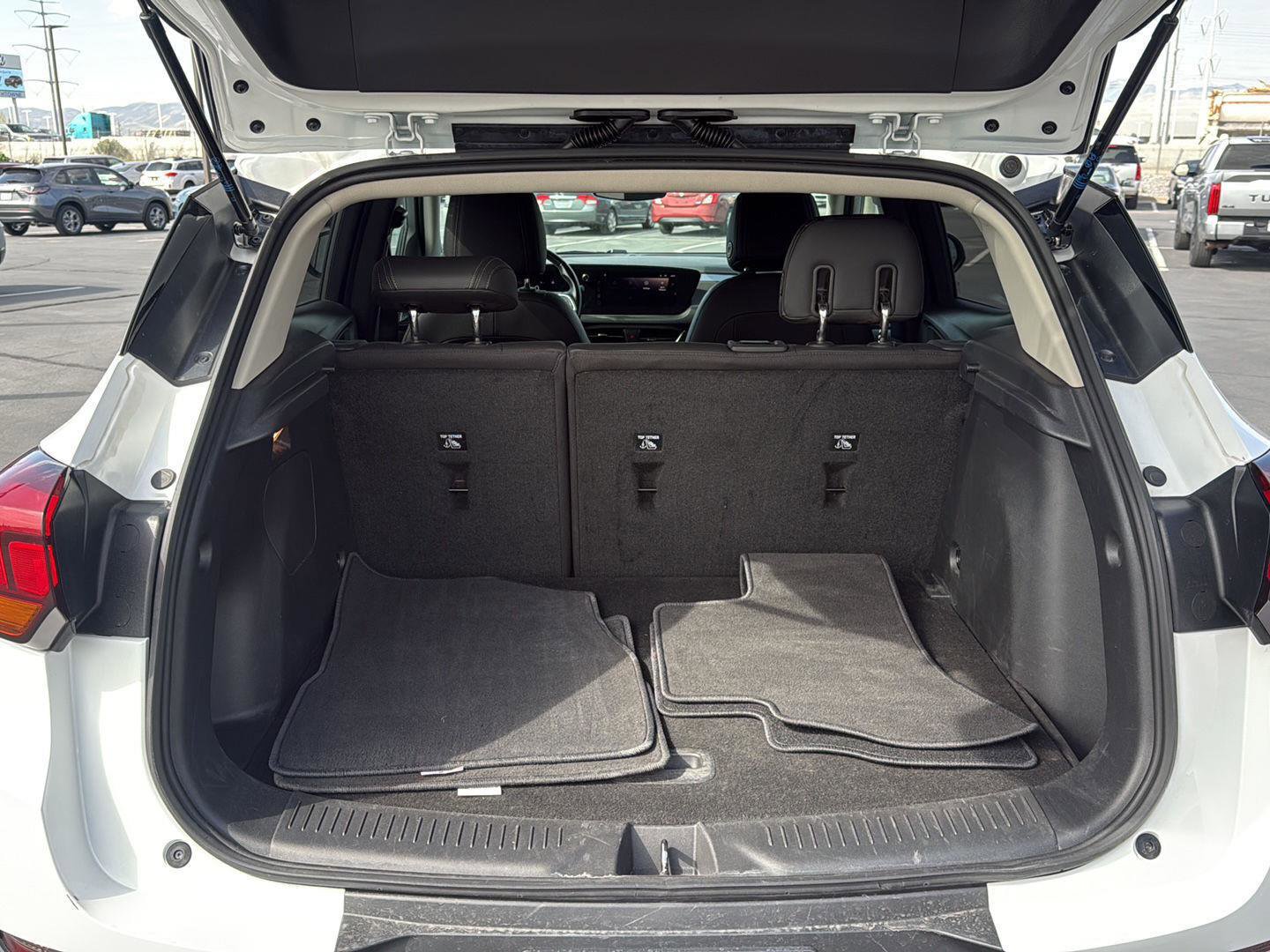 Used 2024 Buick Encore GX Preferred image 10