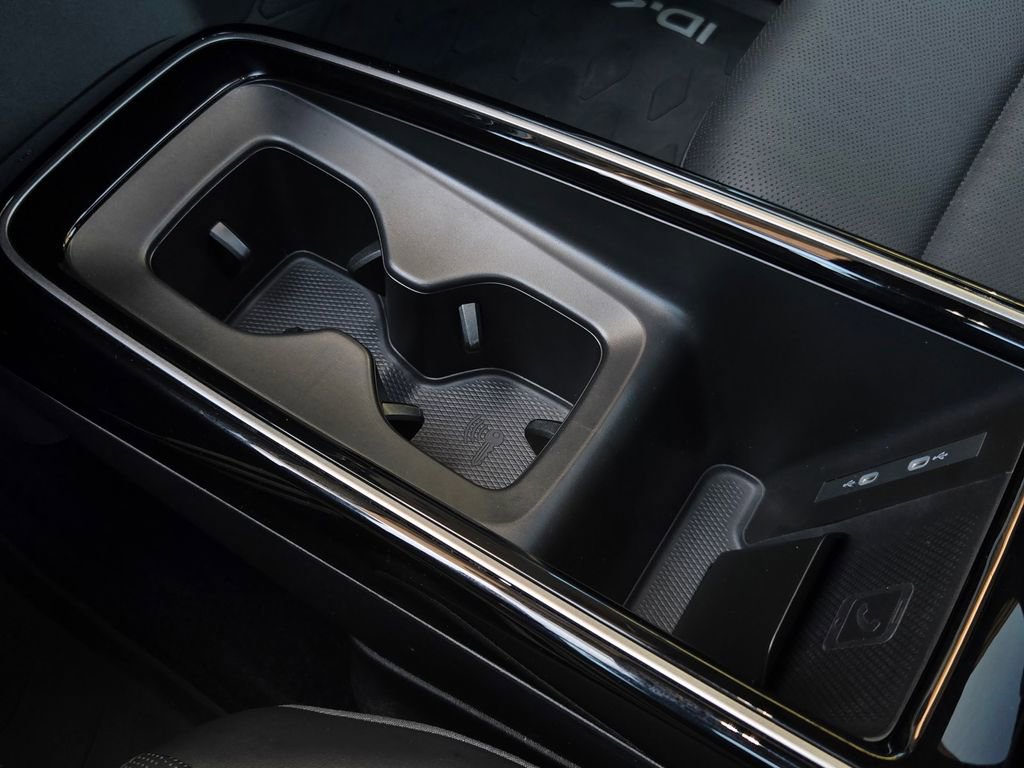 Certified 2023 Volkswagen ID.4 Pro S Plus AWD/4WD image 20