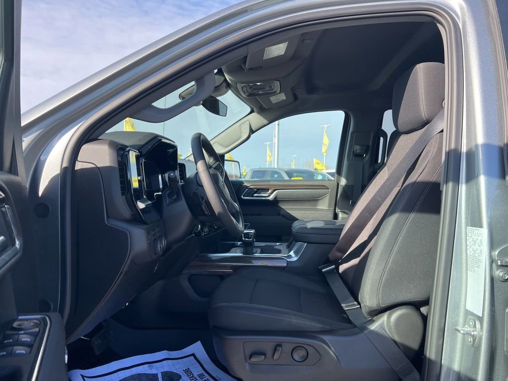 New 2025 Chevrolet Silverado 1500 RST w/ Convenience Package II image 10