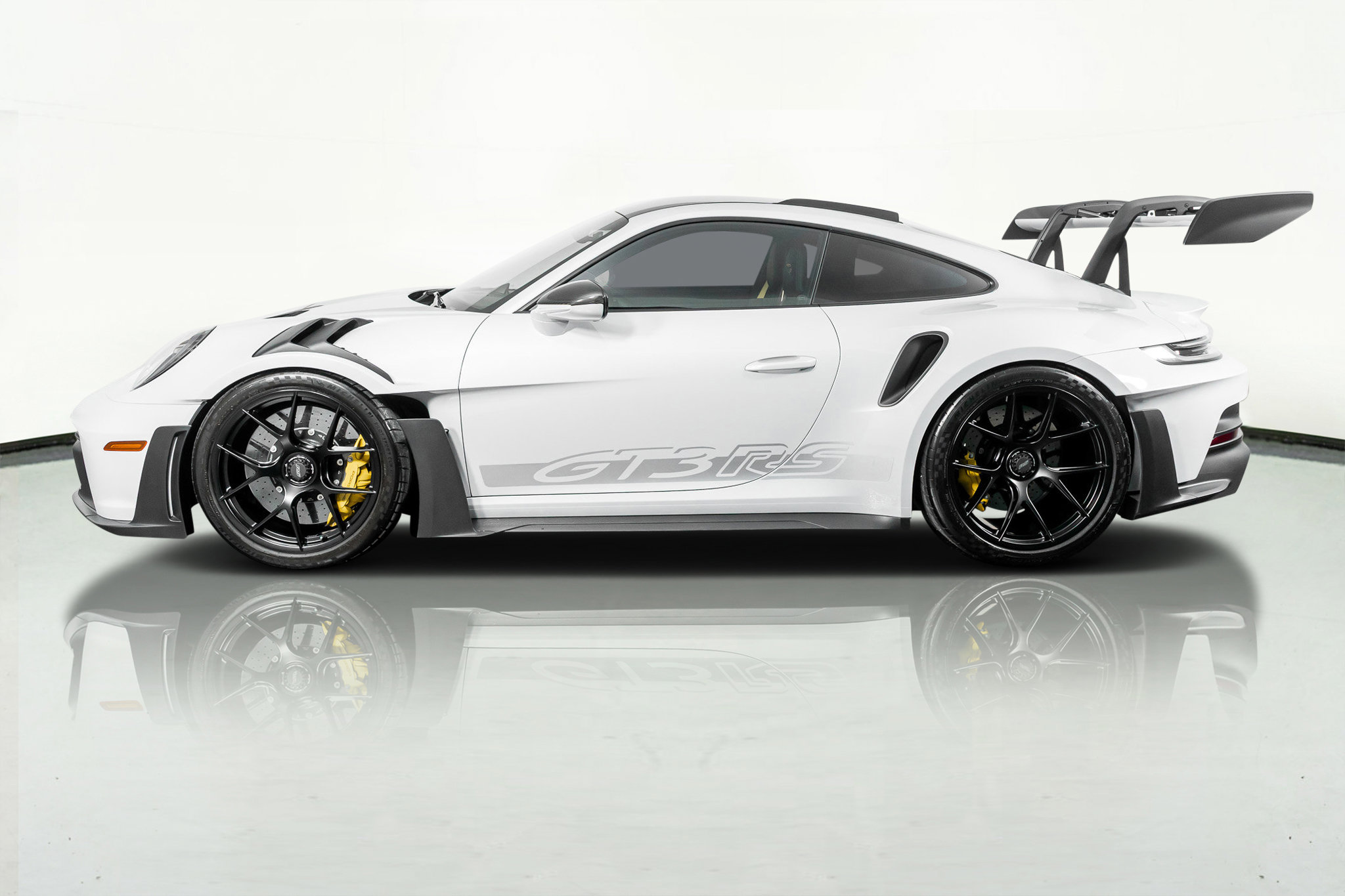 Used 2024 Porsche 911 GT3 RS image 19