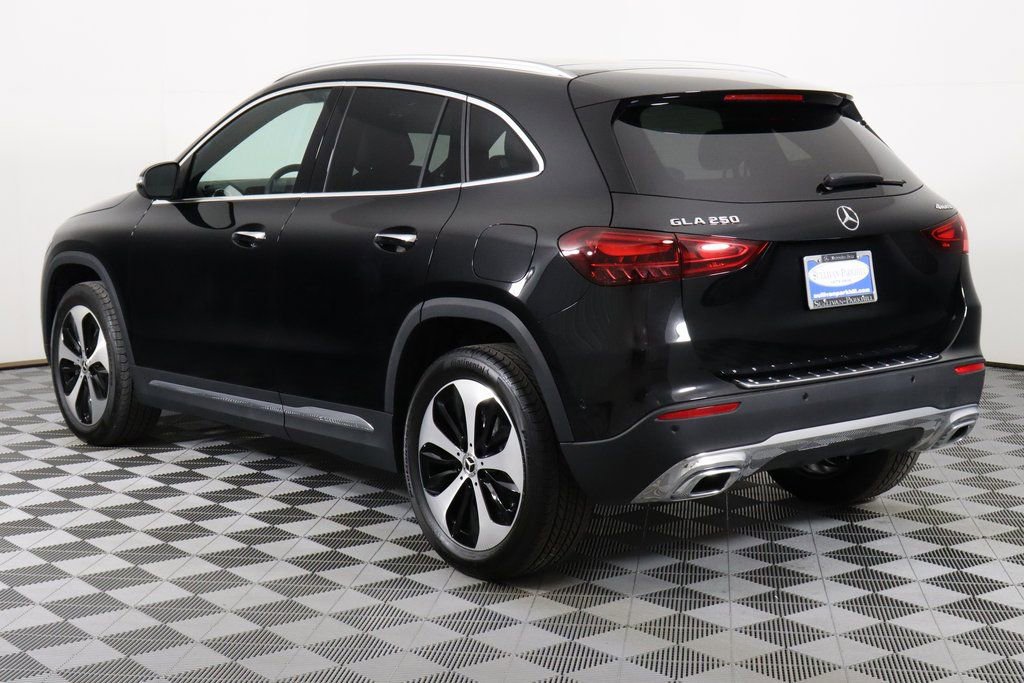New 2025 Mercedes-Benz GLA 250 4MATIC image 8