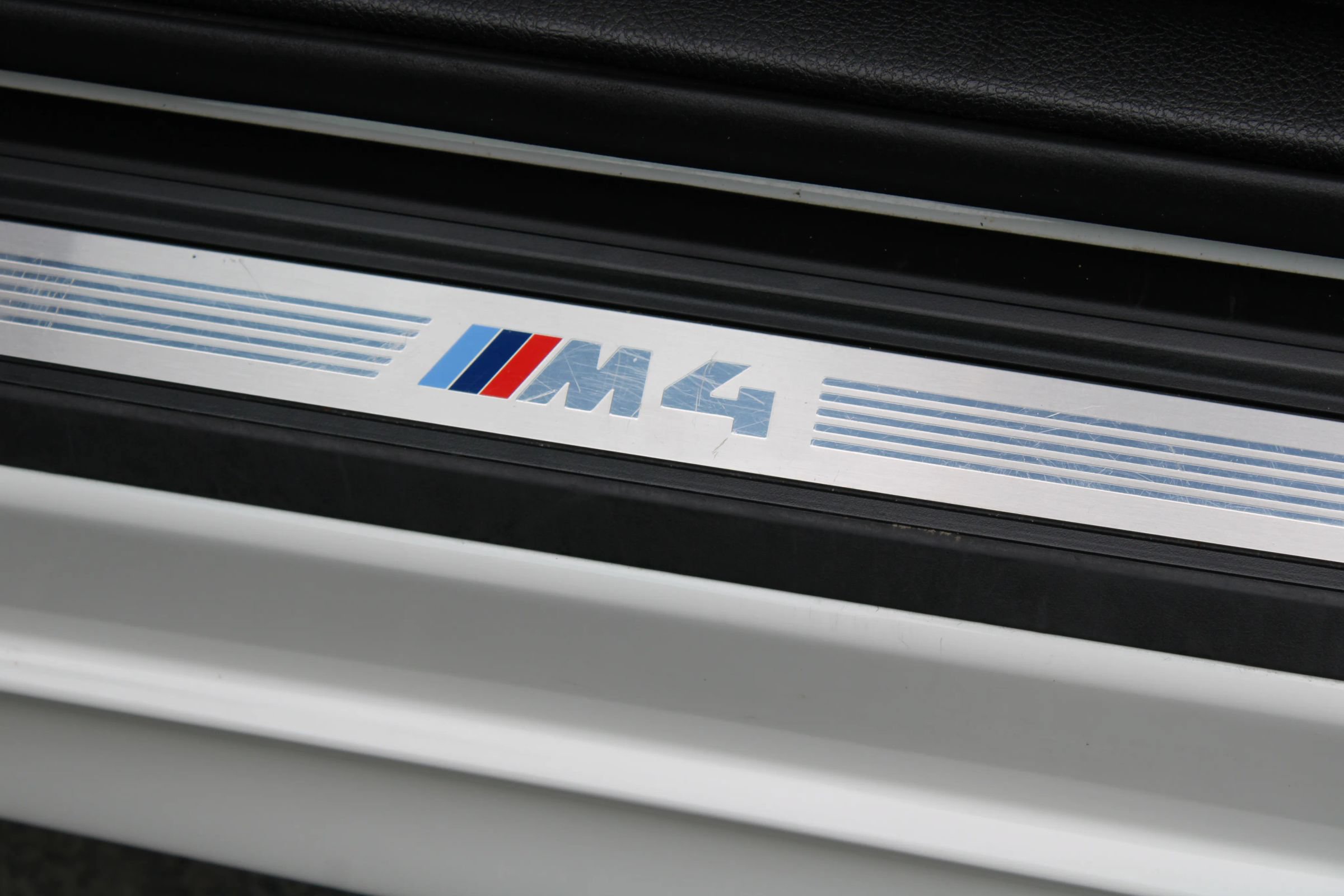 Used 2018 BMW M4 Coupe RWD image 35