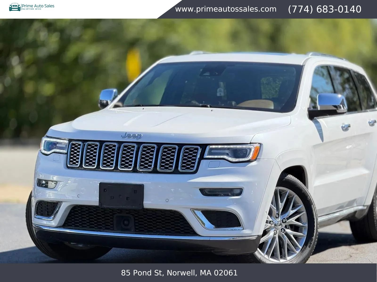 Used 2017 Jeep Grand Cherokee Summit AWD/4WD image 5