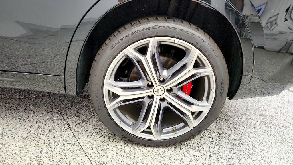 Used 2019 Maserati Levante S GranSport AWD/4WD image 9