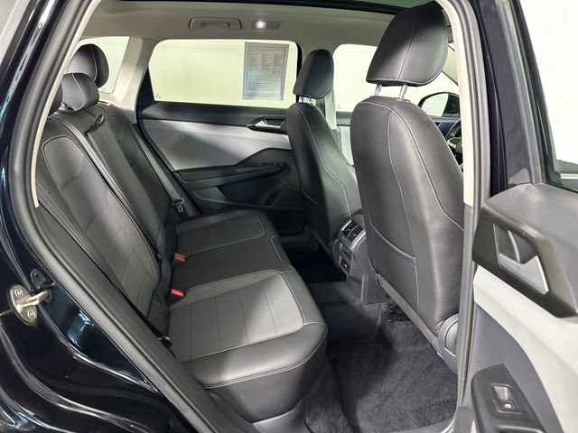 Used 2023 Volkswagen Taos SE image 27