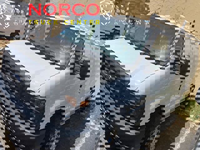 Used 2011 Ford E-250 and Econoline 250 image 2