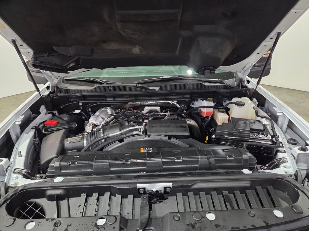 Certified 2025 Chevrolet Silverado 2500 LT w/ Convenience Package image 7