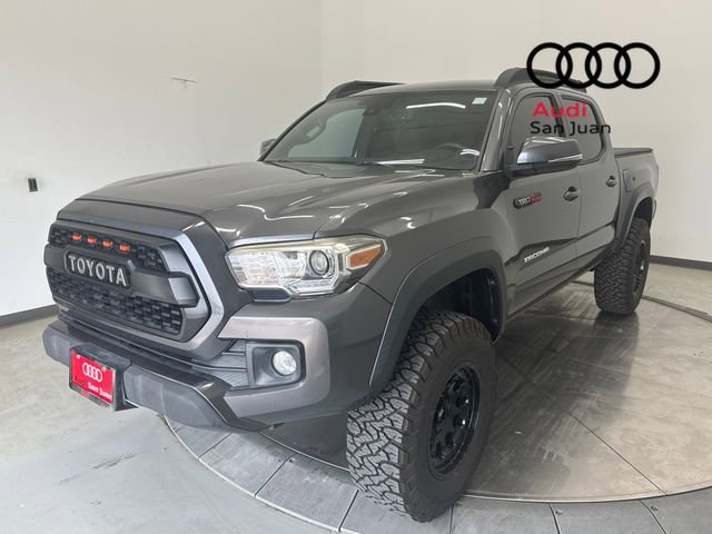 Used 2018 Toyota Tacoma TRD Off-Road w/ Technology Package AWD/4WD image 3