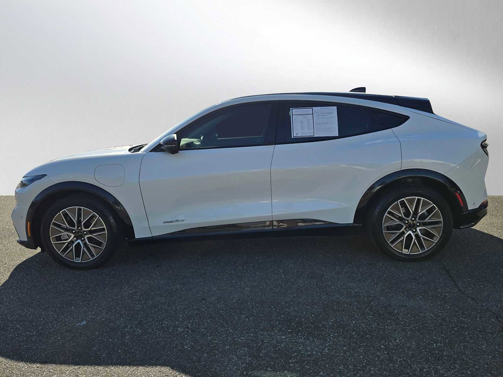 Used 2024 Ford Mustang Mach-E Premium image 6