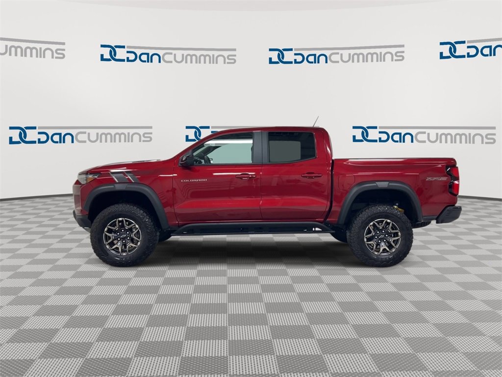 Used 2025 Chevrolet Colorado ZR2 w/ Technology Package image 5