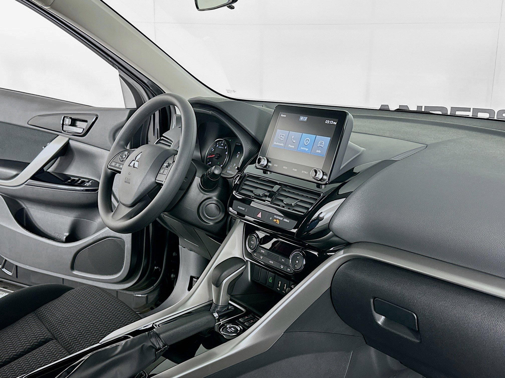 New 2024 Mitsubishi Eclipse Cross LE image 5