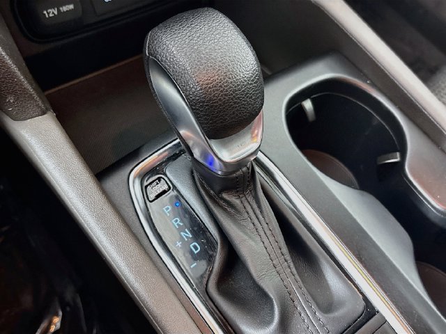 Used 2020 Hyundai Santa Fe SEL AWD/4WD image 17