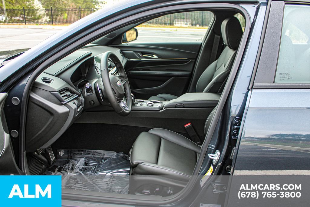 Used 2025 Cadillac CT4 V Blackwing w/ Driver Assist Package image 16