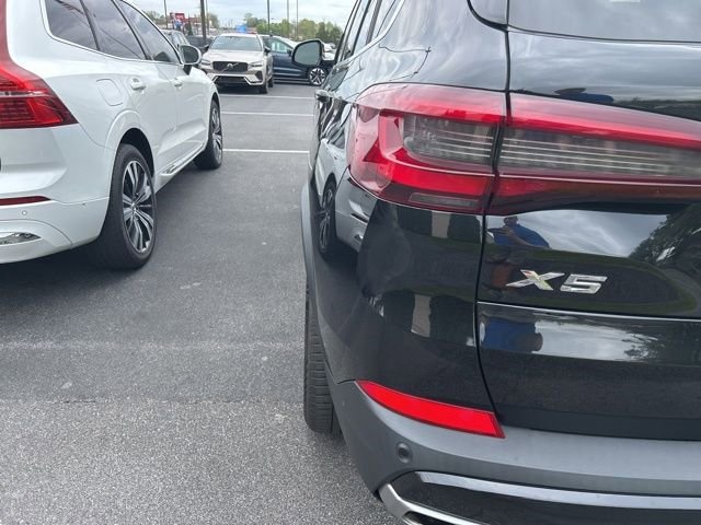 Used 2021 BMW X5 xDrive40i w/ Premium Package 2 image 7