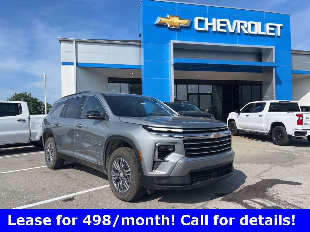 New 2025 Chevrolet Traverse LT