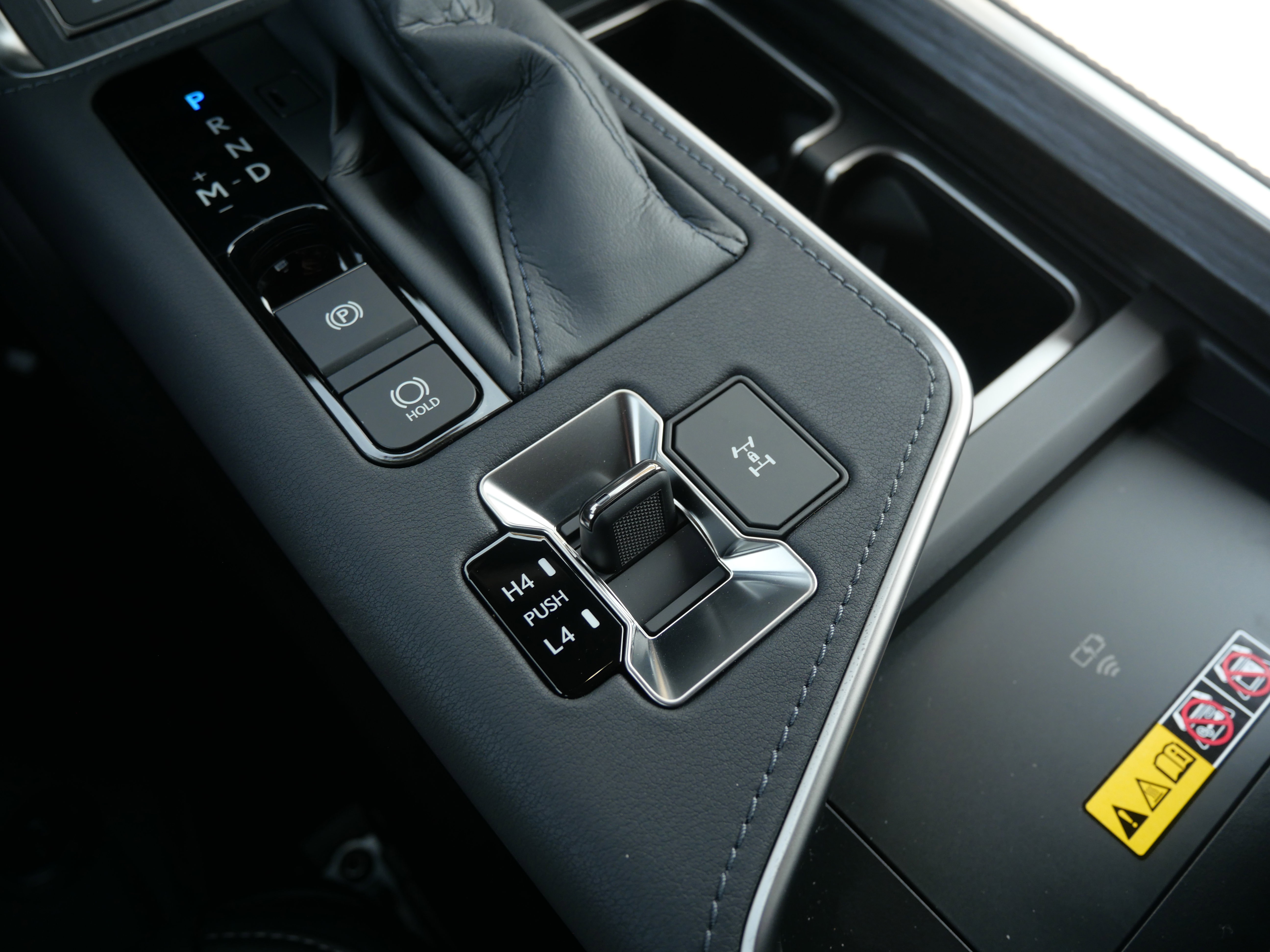 Used 2026 Lexus GX 550 w/ Accessory Package (2T) image 30