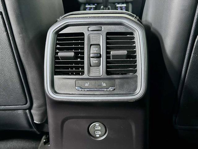 Used 2022 Porsche Macan GTS AWD/4WD image 25