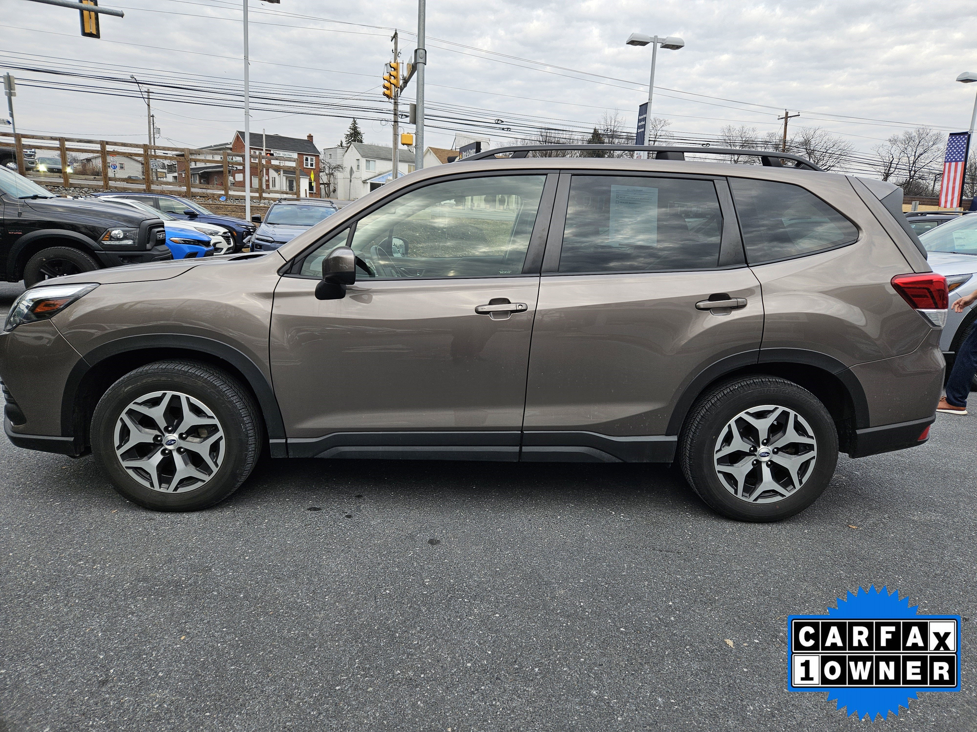 Certified 2023 Subaru Forester Premium image 5