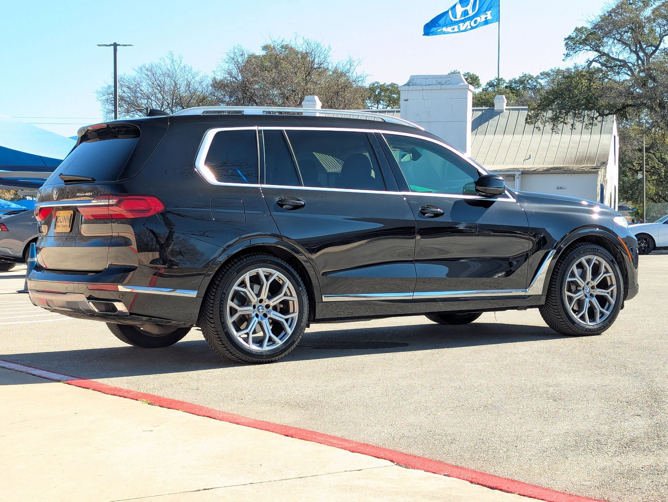 Used 2022 BMW X7 xDrive40i AWD/4WD image 4