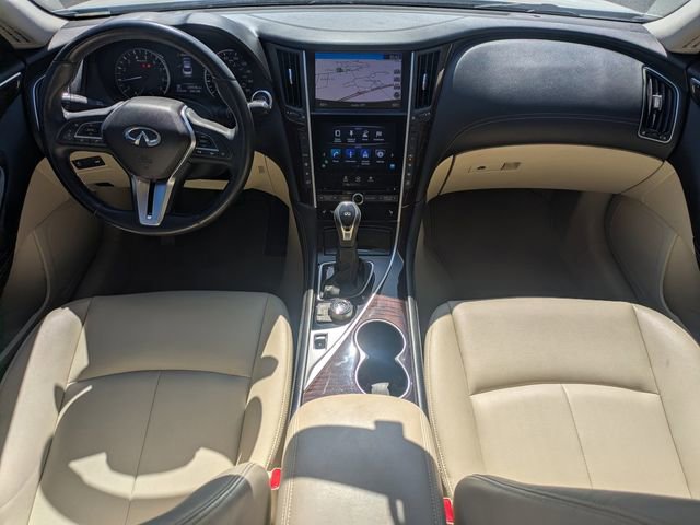 Used 2018 INFINITI Q50 Luxe w/ Essential Package (3.0T Luxe) image 13