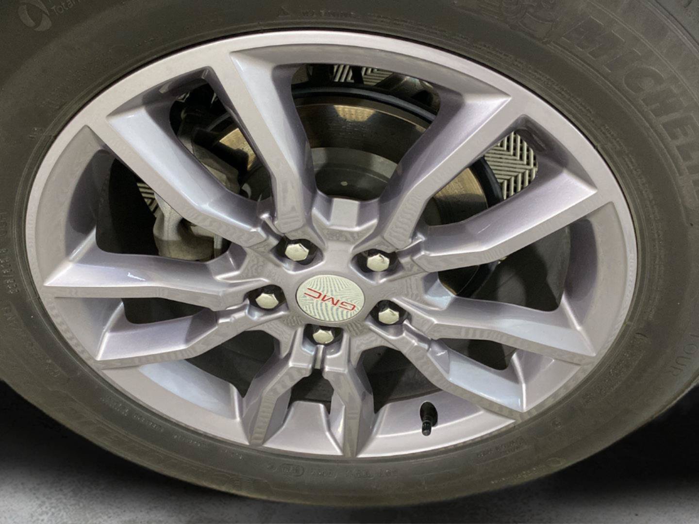 Certified 2023 GMC Terrain SLT w/ LPO, Floor Liner Package FWD image 40