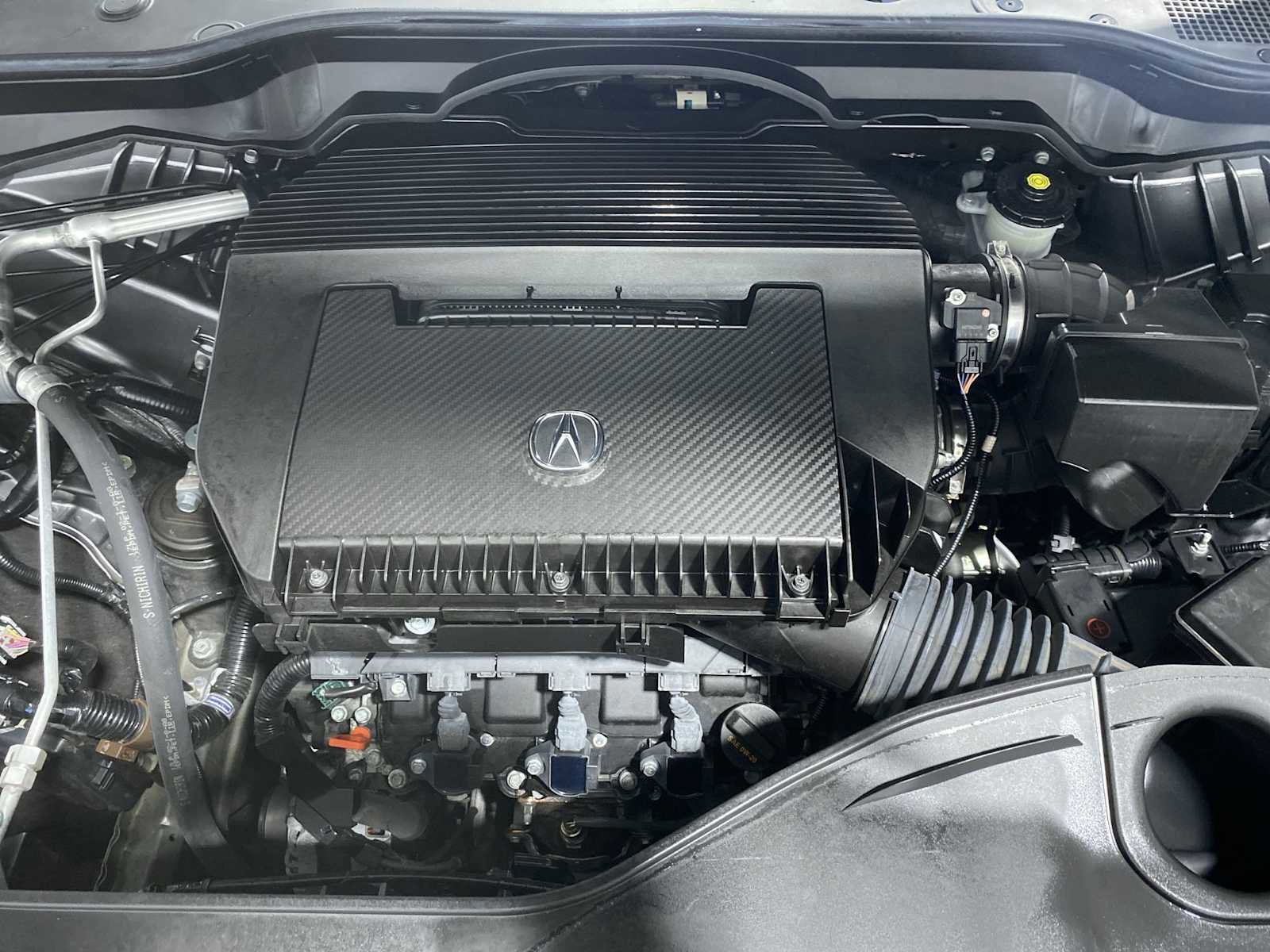 Used 2024 Acura MDX SH-AWD w/ Technology Package image 9