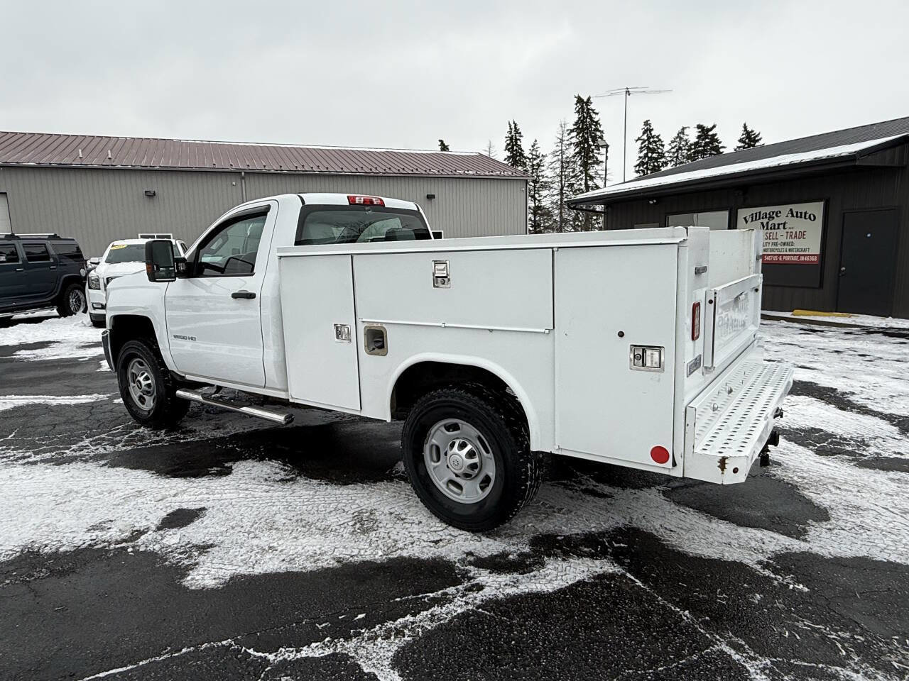 Used 2018 Chevrolet Silverado 2500 W/T w/ WT Fleet Convenience Package image 3