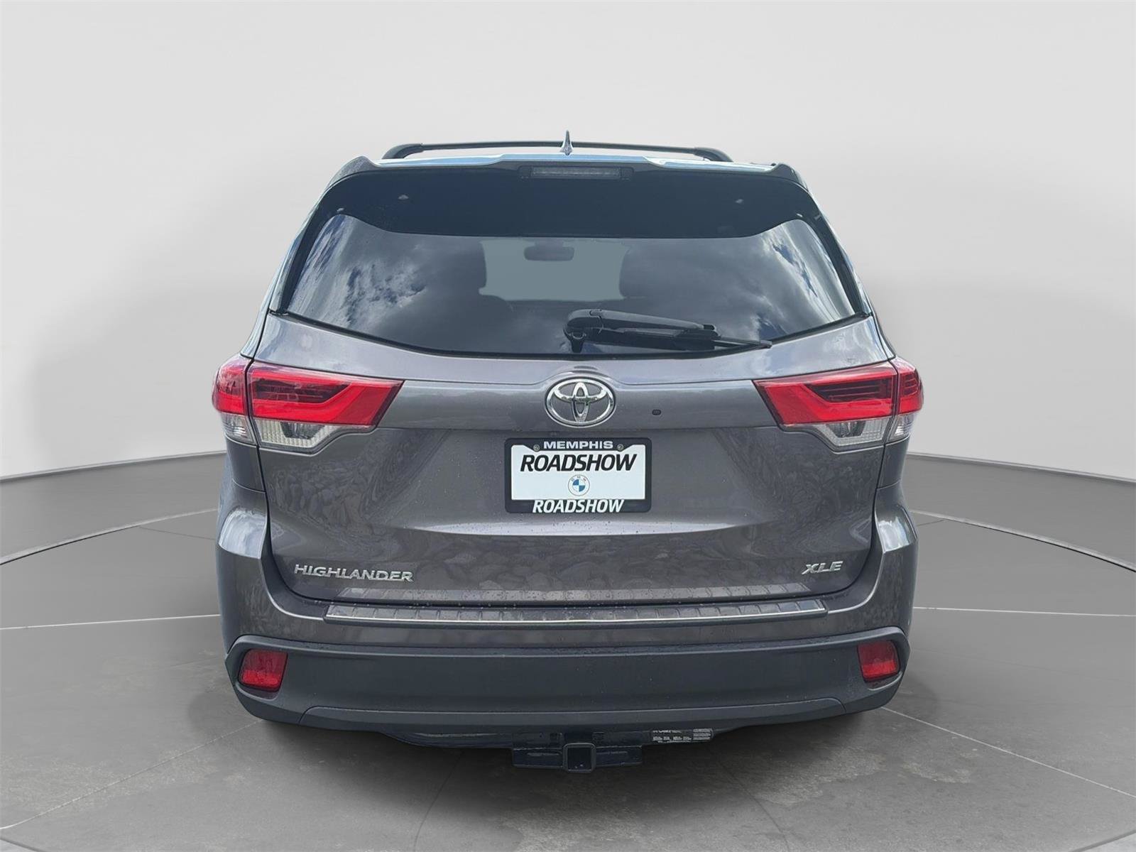 Used 2018 Toyota Highlander XLE FWD image 4