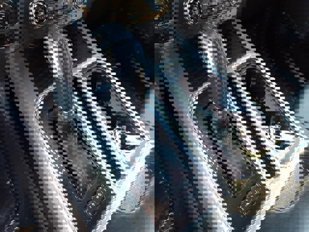 Used 2019 Ford F150 Platinum w/ Equipment Group 701A Luxury image 23