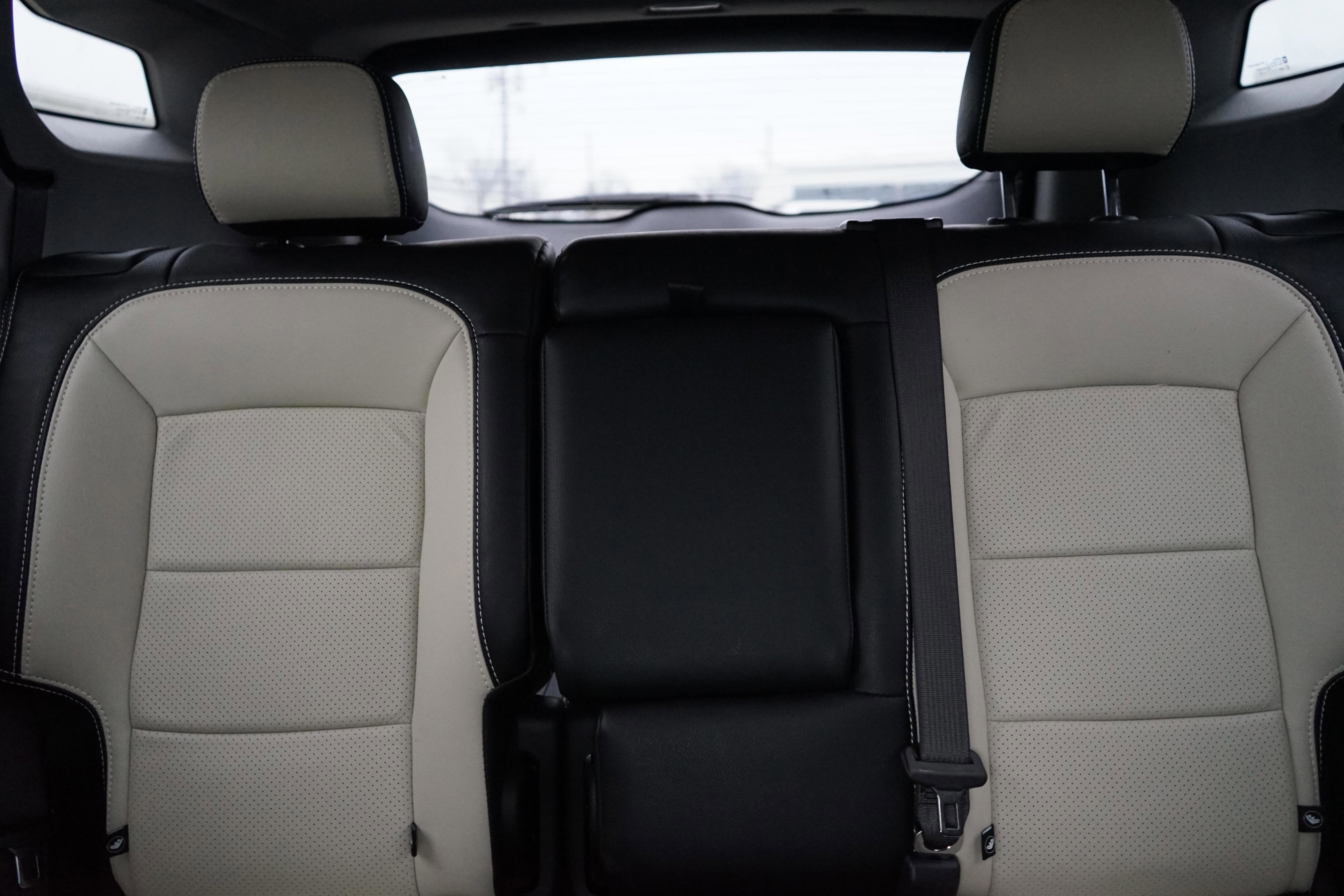 Used 2022 GMC Terrain SLE w/ Driver Convenience Package image 19