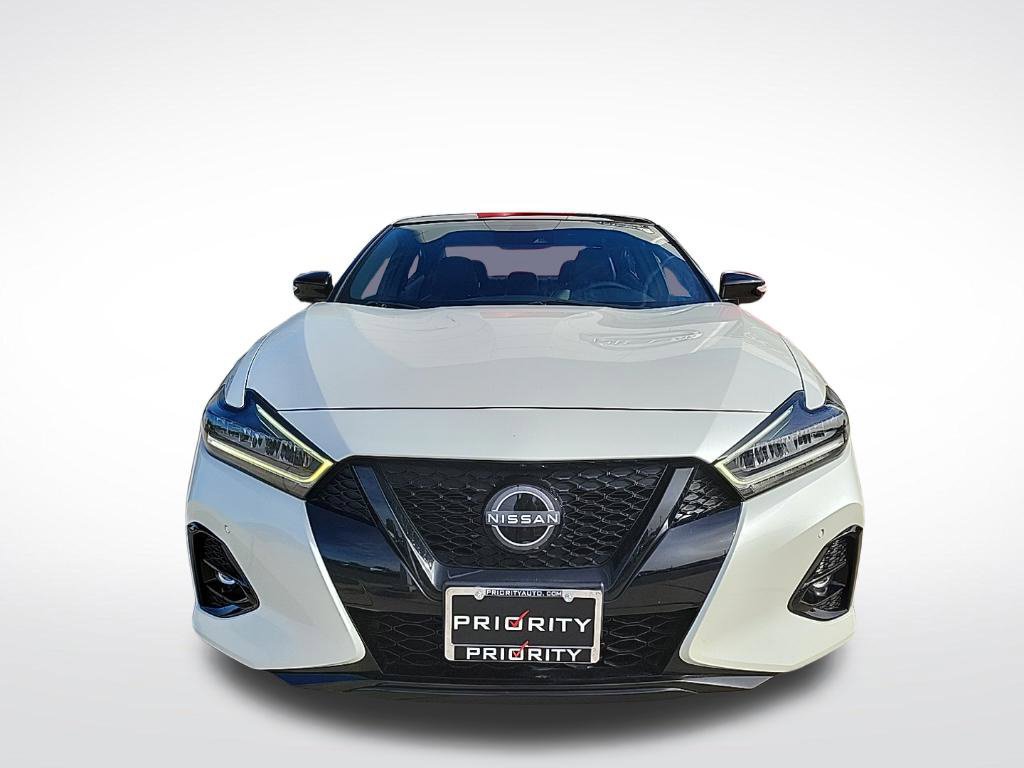 Used 2023 Nissan Maxima SR w/ Sport Mat Group FWD image 7