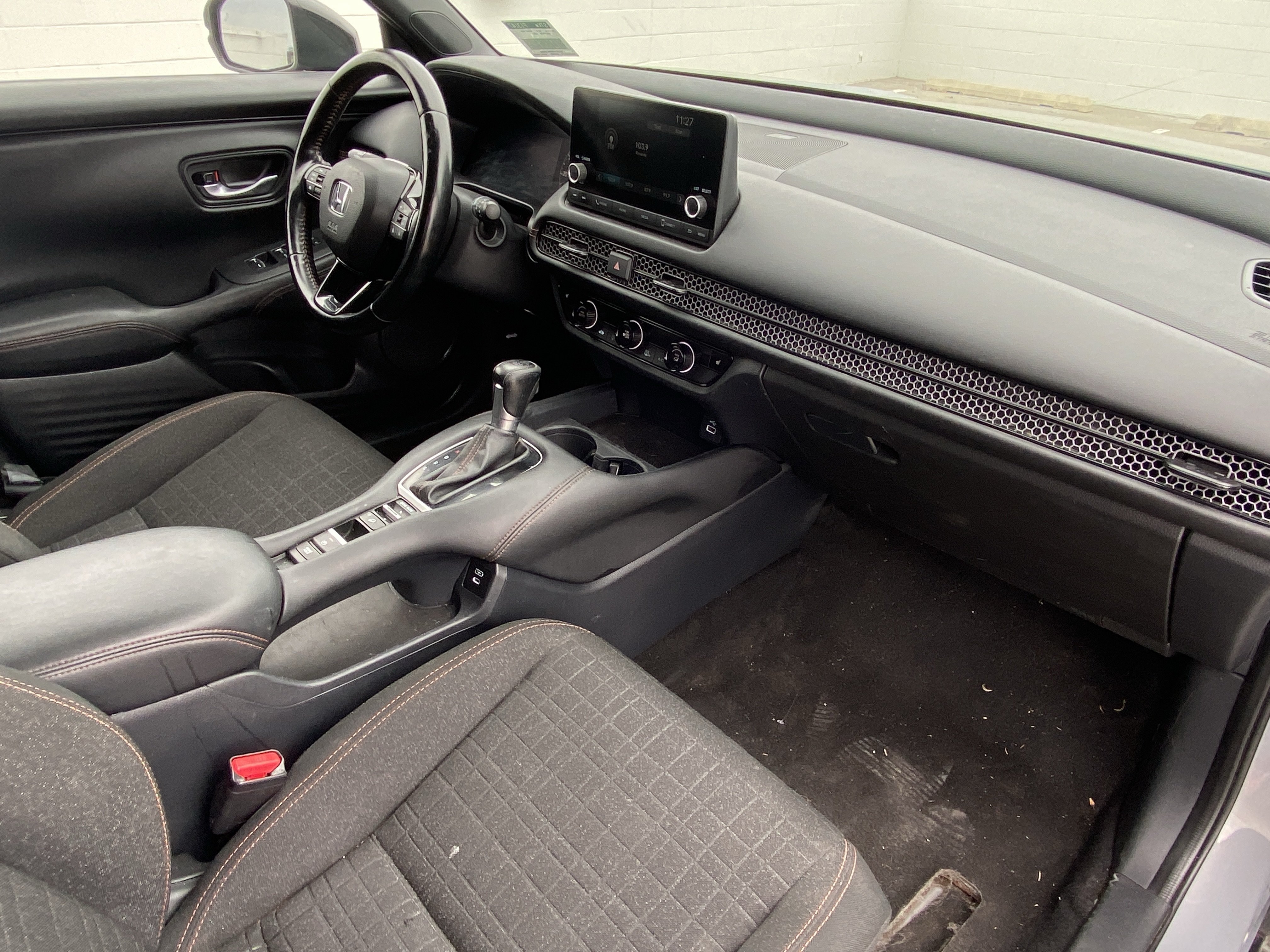 Used 2025 Honda HR-V Sport image 8