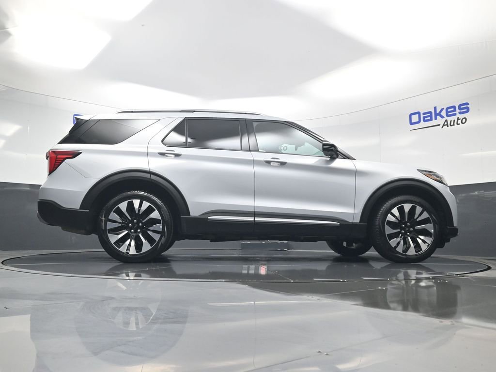 Used 2025 Ford Explorer Platinum w/ LUX Leather Package image 51