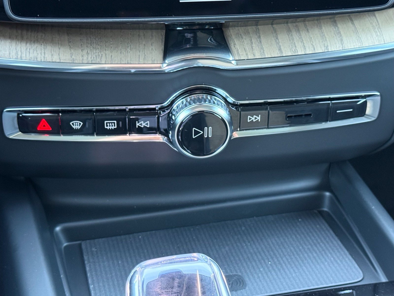 New 2027 Volvo XC60 B5 Core AWD/4WD image 30