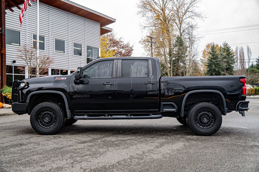 Used 2022 Chevrolet Silverado 3500 LTZ w/ LTZ Plus Package image 7