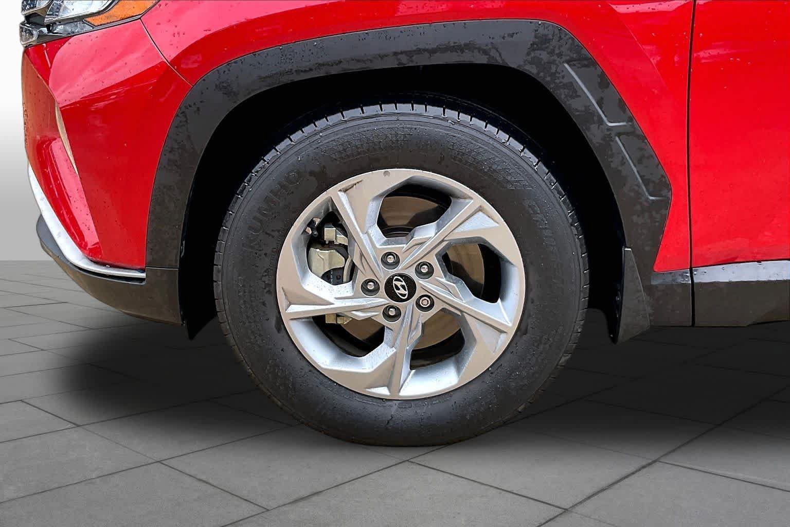 Used 2023 Hyundai Tucson SEL FWD image 11