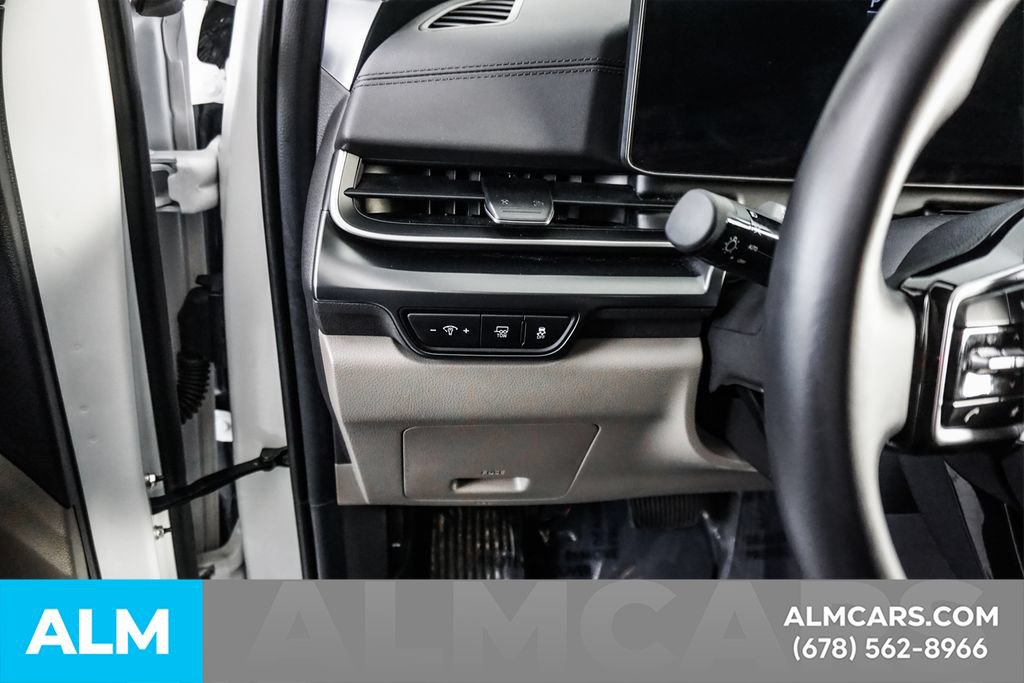 Used 2026 Kia Carnival LXS FWD image 32