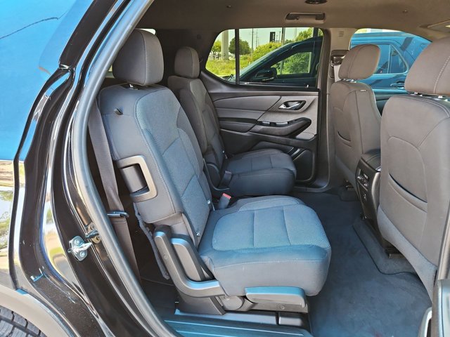 Used 2023 Chevrolet Traverse LT FWD image 20