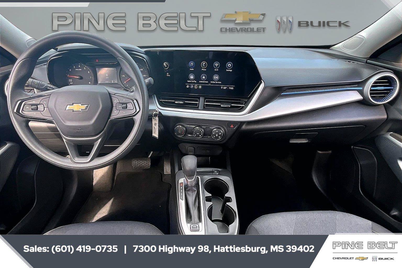 Used 2026 Chevrolet Trax LS FWD image 13