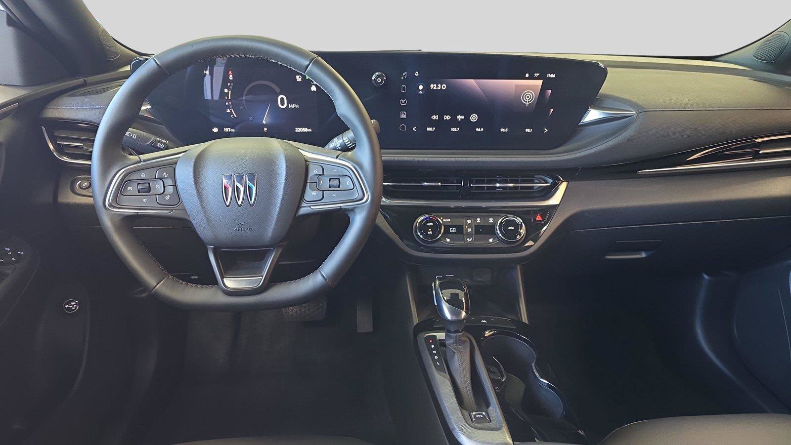 Used 2024 Buick Envista Sport Touring w/ Convenience I Package FWD image 9