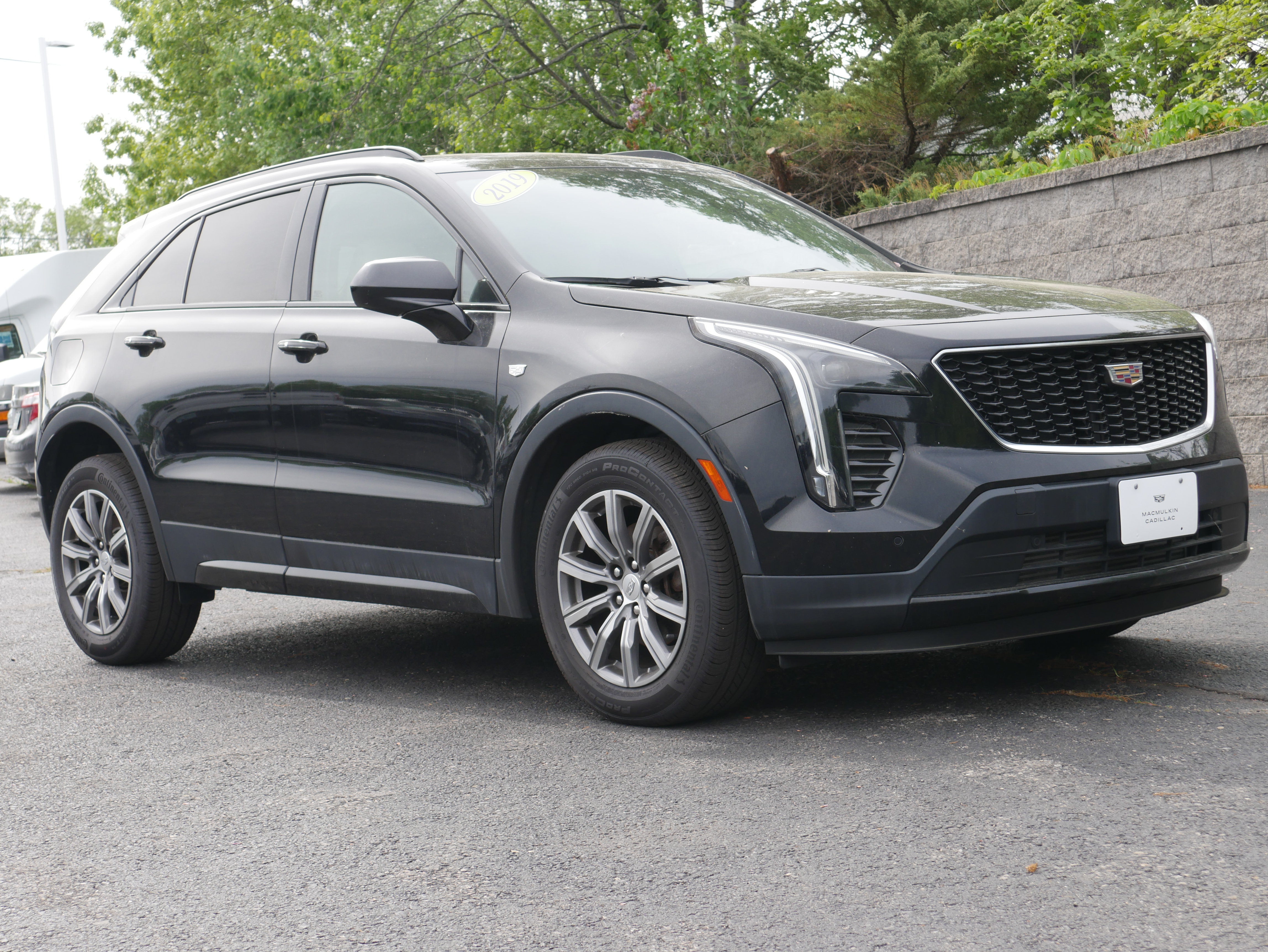 Certified 2019 Cadillac XT4 Sport w/ Cold Weather Package AWD/4WD image 9