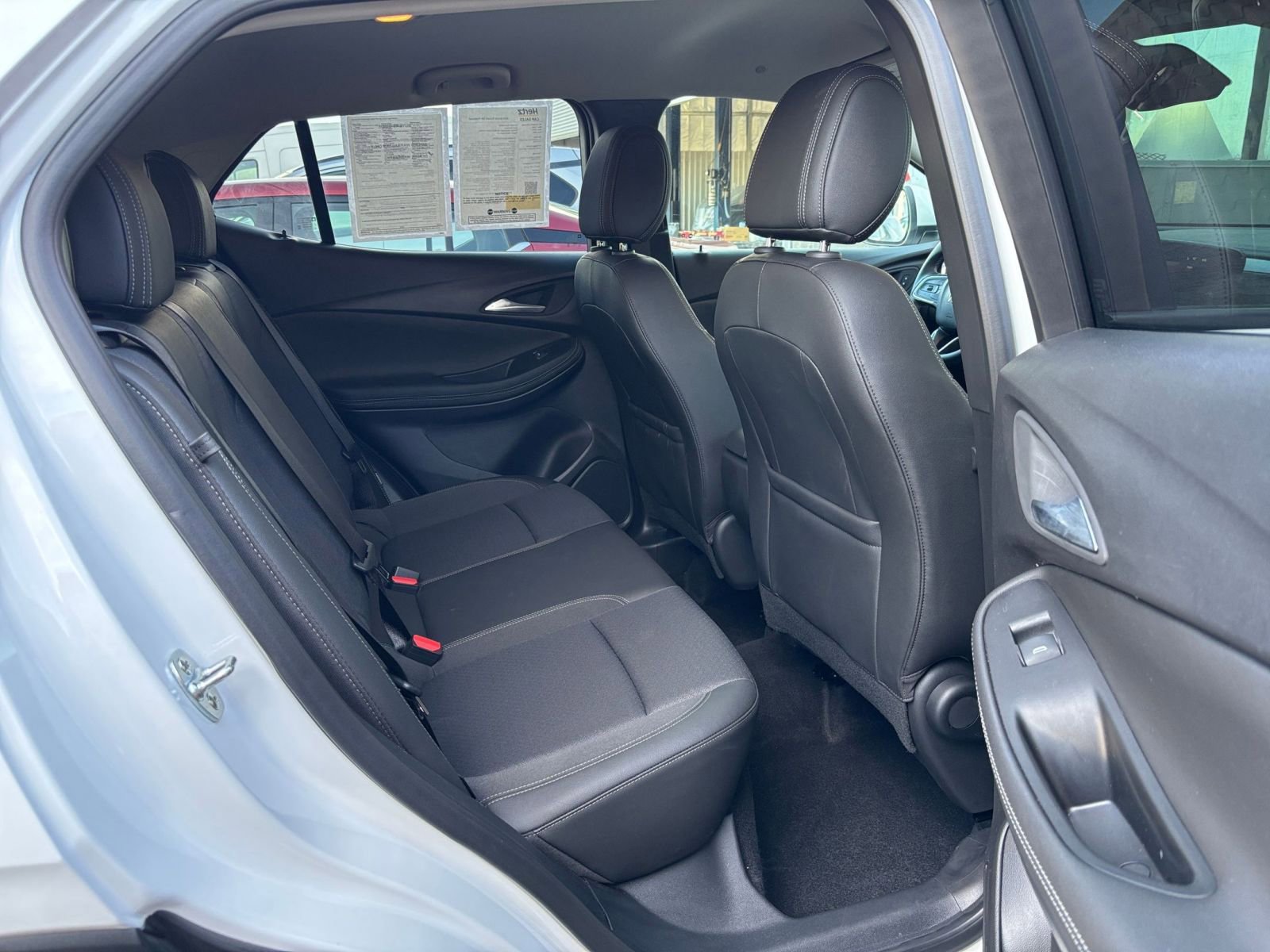 Used 2025 Buick Encore GX Preferred image 23