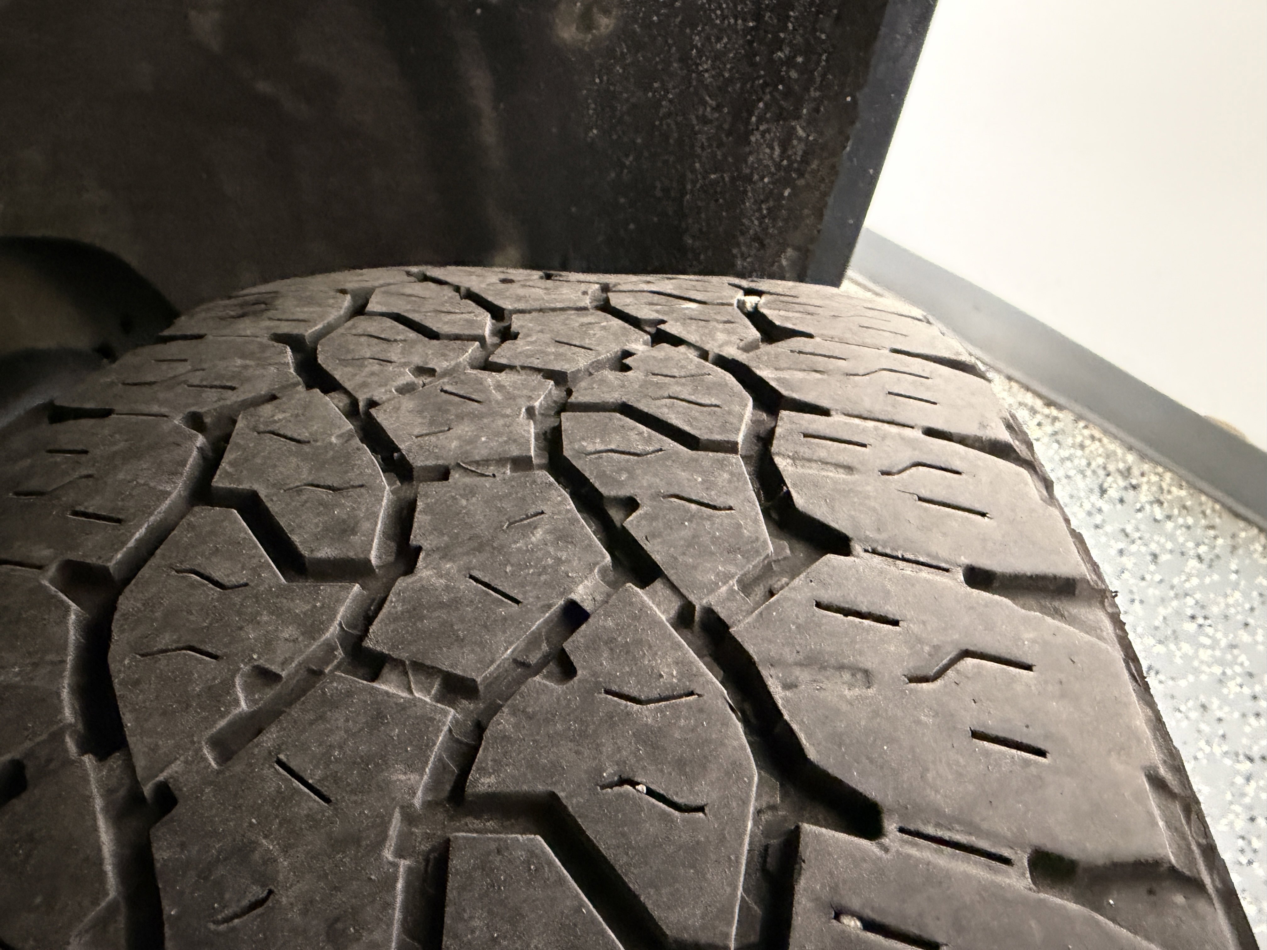 Used 2024 GMC Sierra 2500 AT4 w/ AT4 Preferred Package image 32