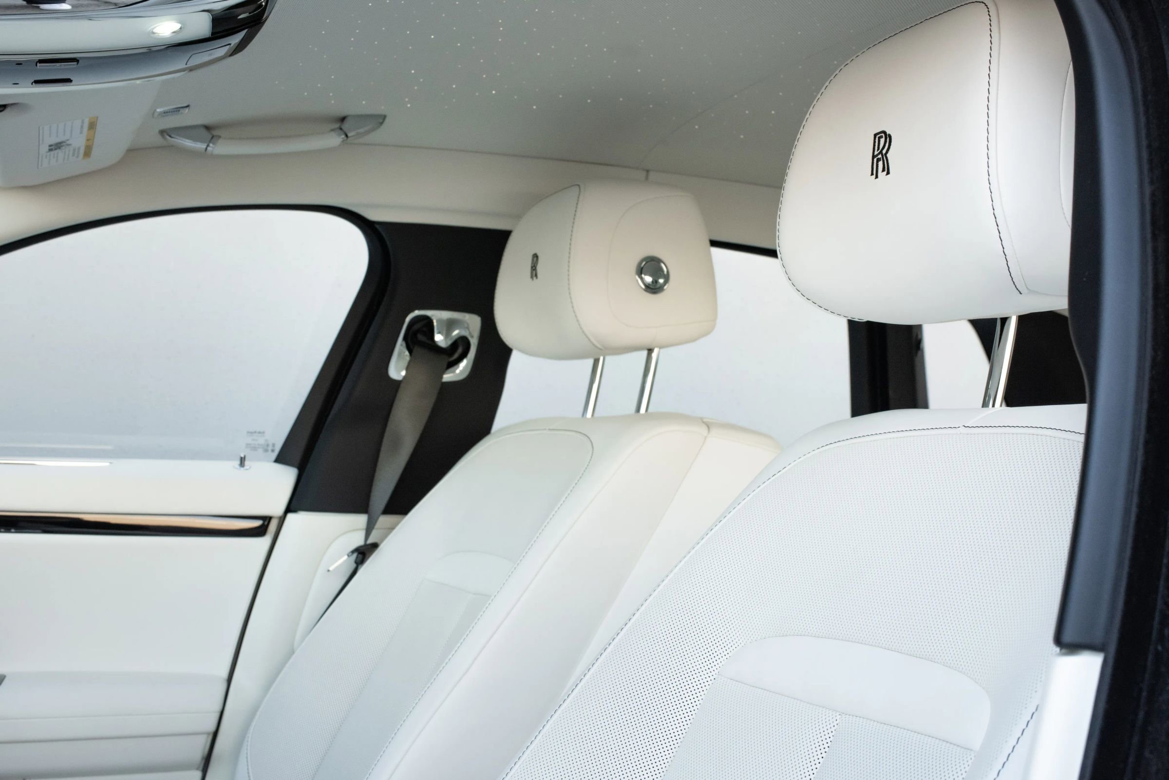 Used 2024 Rolls-Royce Ghost image 22