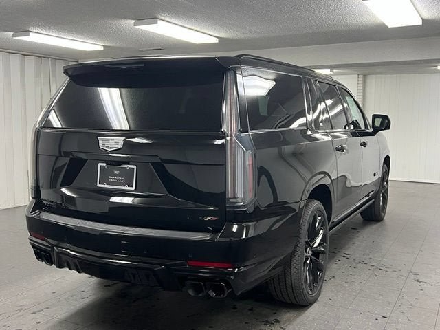 New 2026 Cadillac Escalade ESV V w/ LPO, ONYX Package AWD/4WD image 5